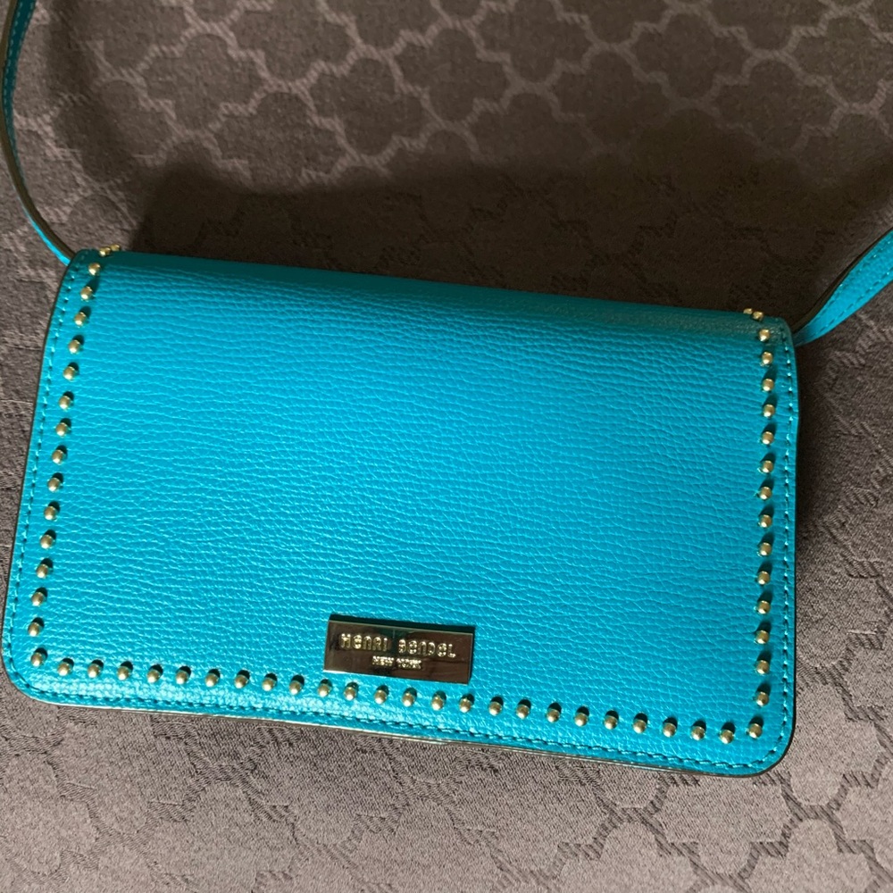 Henri Bendel cross body wallet